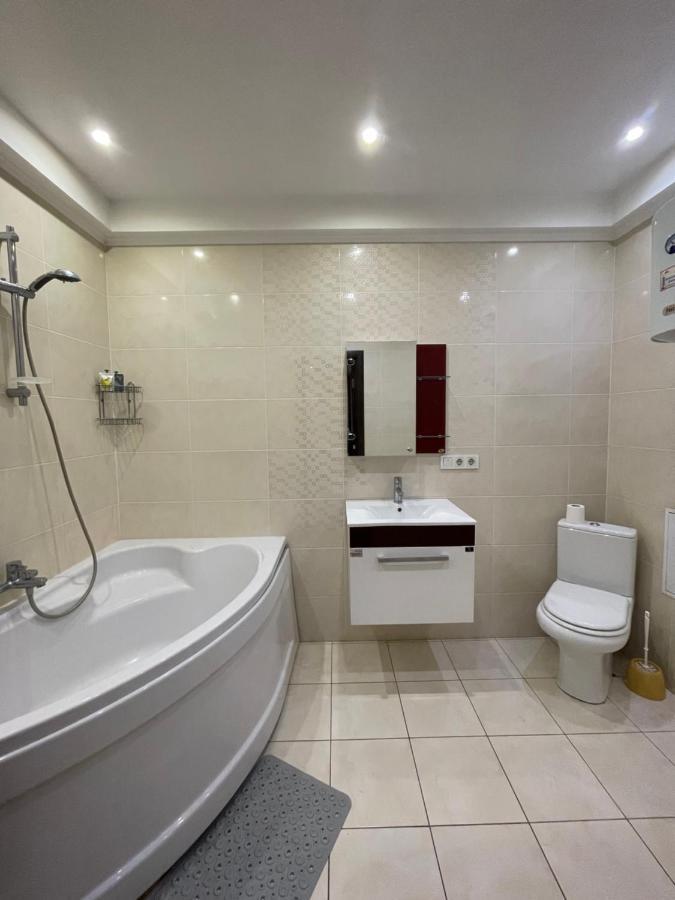 View Apartments, 22 Floor With 2 Rooms Kijów Zewnętrze zdjęcie